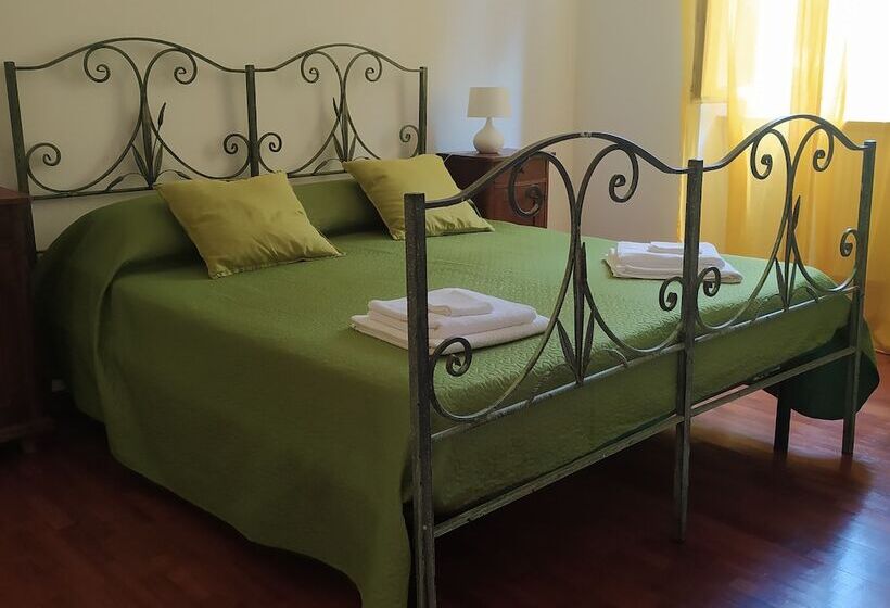 فندق فئة نجمة واحدة La Ripa