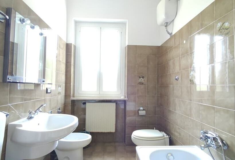 فندق فئة نجمة واحدة La Ripa