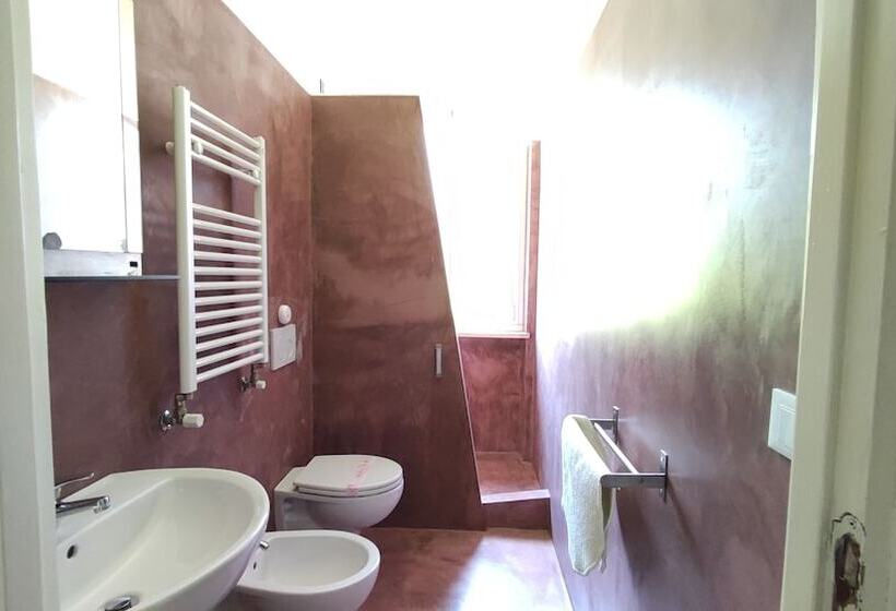 فندق فئة نجمة واحدة La Ripa