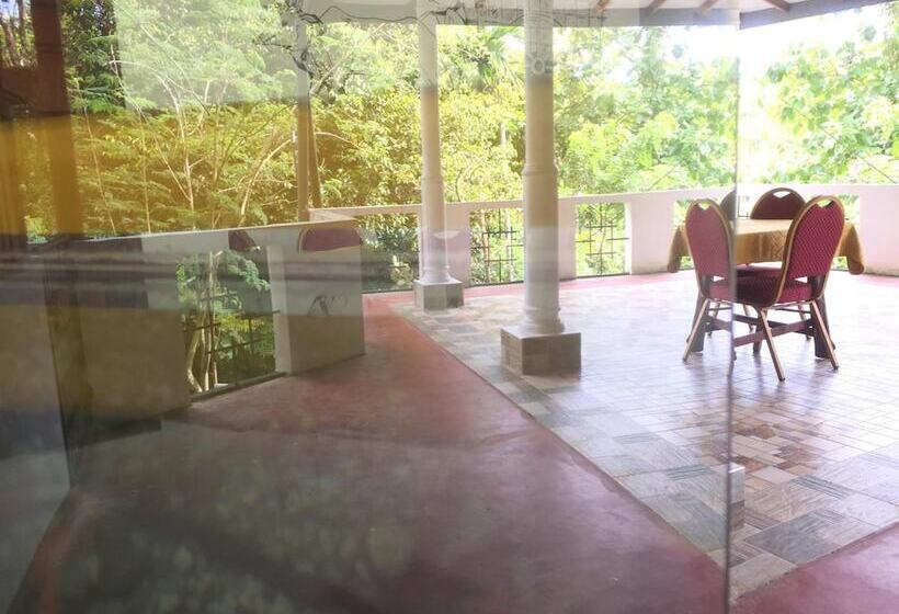 簡易ホテル Toropi Homestay