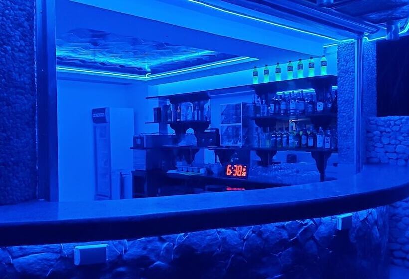 호텔 Alegria Dive Resort