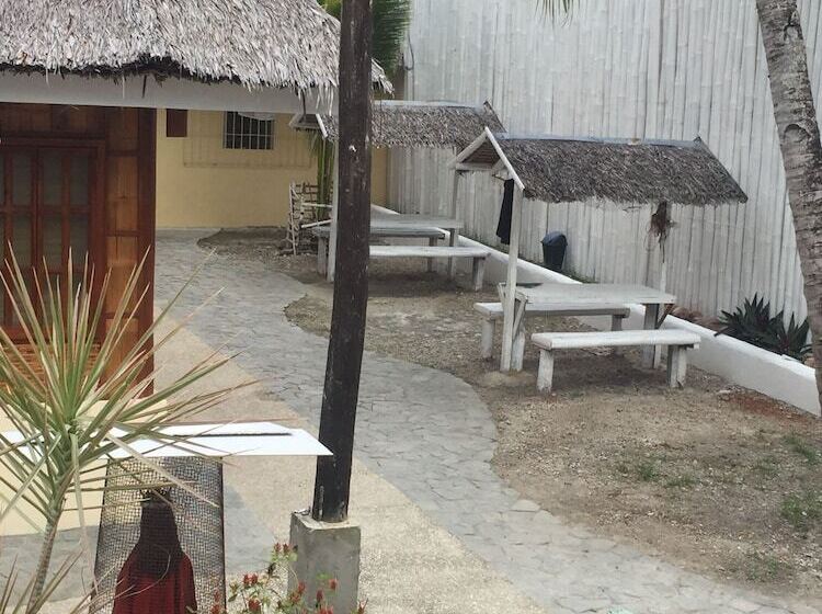 호텔 Alegria Dive Resort