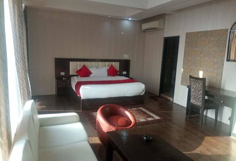 בית מלון כפרי Anandam Resort