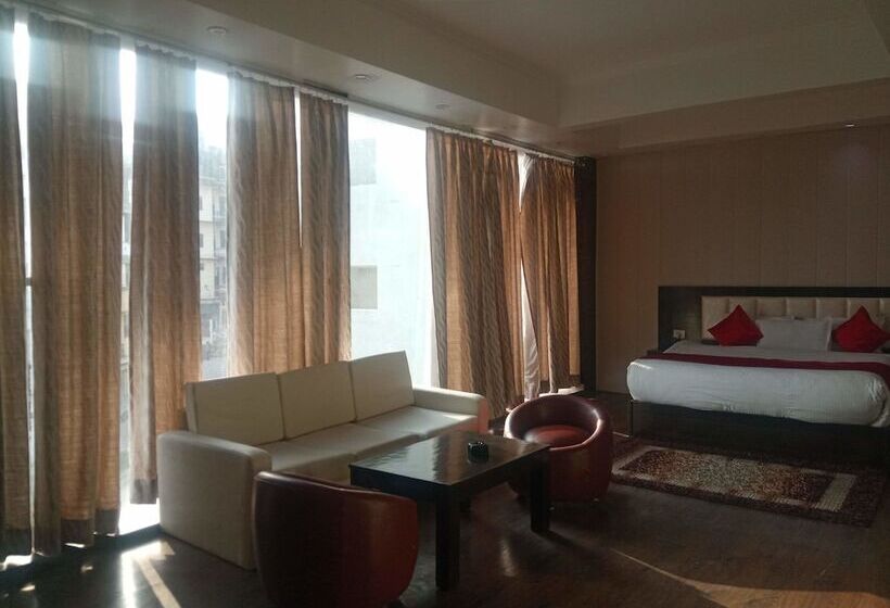 בית מלון כפרי Anandam Resort