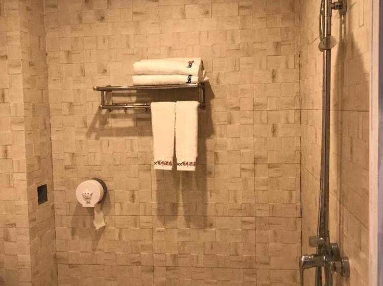 Отель Bai Chuan