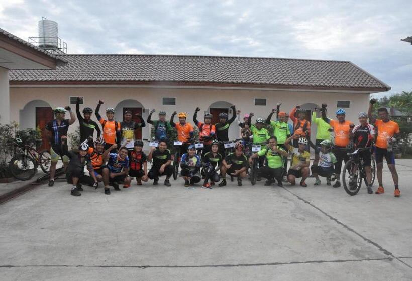 호텔 Banana Resort Sadao