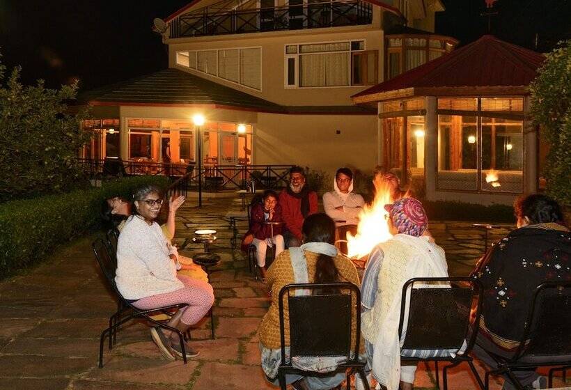 호텔 Banjara Orchard Retreat Thanedar