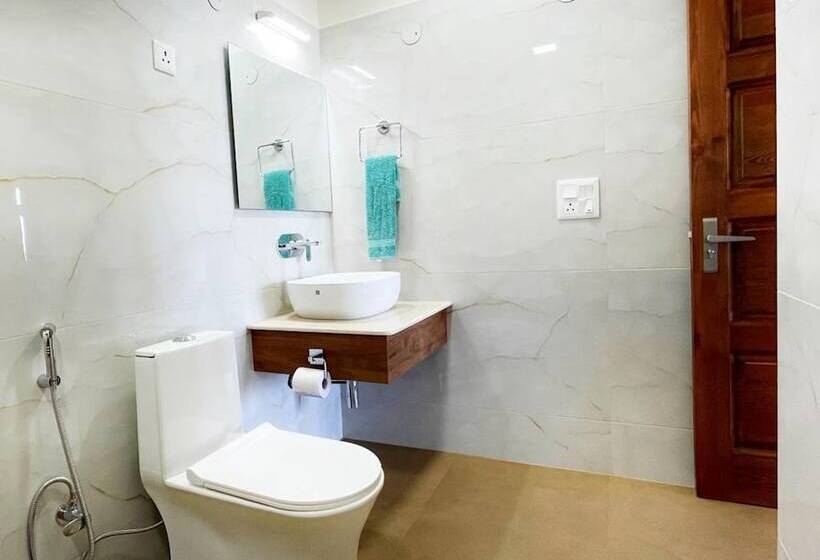 호텔 Banjara Orchard Retreat Thanedar