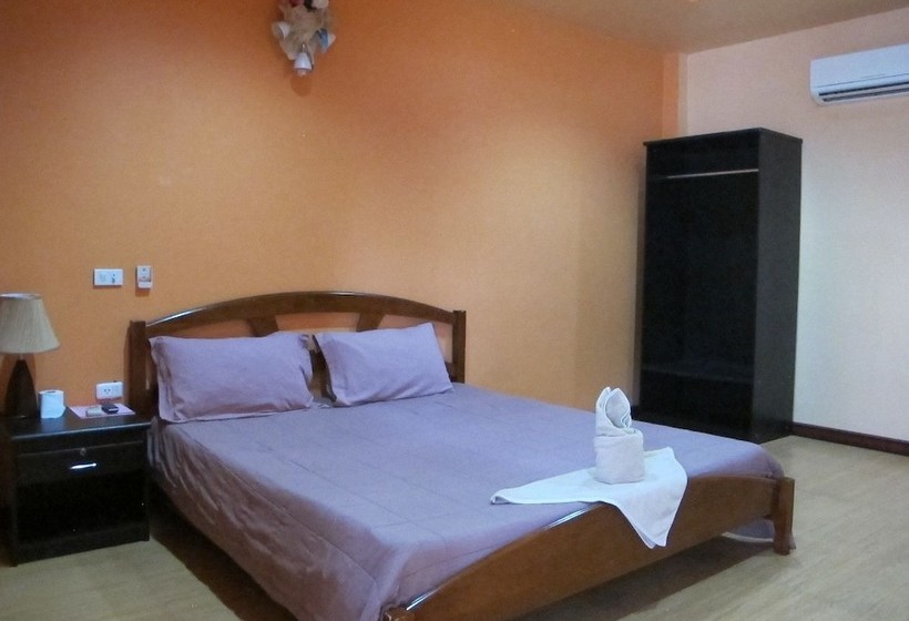 酒店 Buachompoo Resort Suratthani