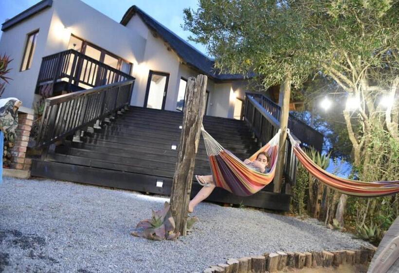 ホテル Burlington Bush Cottages By The Oyster Collection