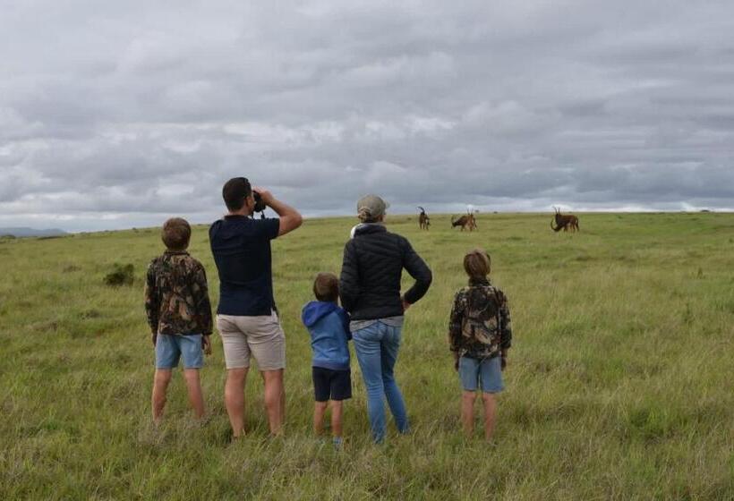 ホテル Burlington Bush Cottages By The Oyster Collection