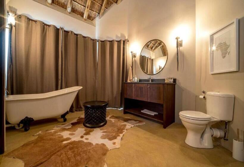 ホテル Burlington Bush Cottages By The Oyster Collection