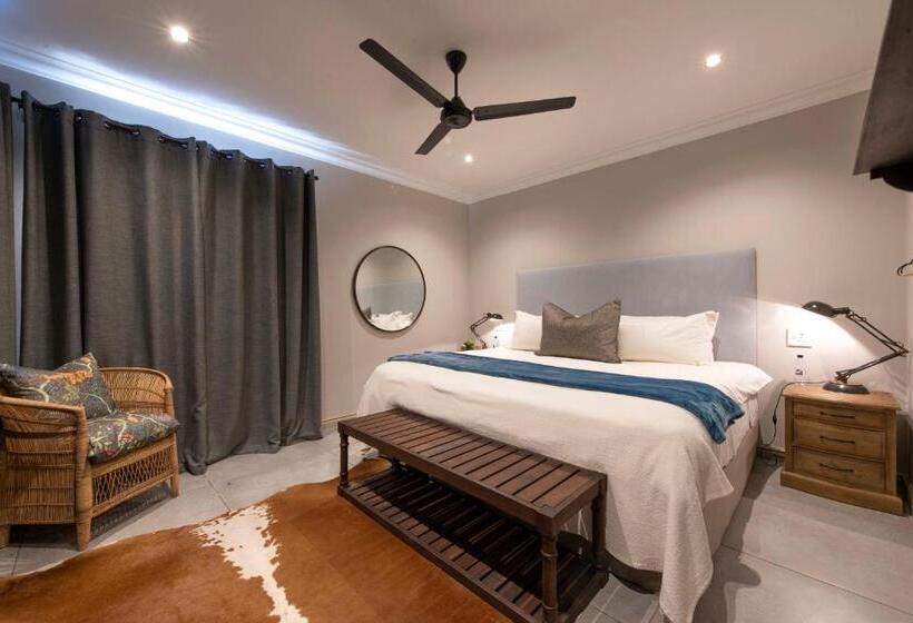 ホテル Burlington Bush Cottages By The Oyster Collection