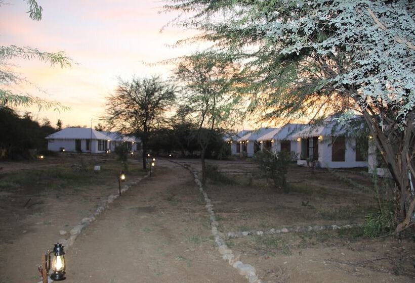 בית מלון כפרי Chandraprabha Resort   Jawai