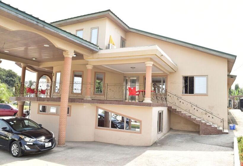 هتل Chrisma Courts