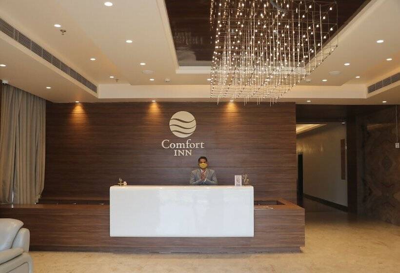 Отель Comfort Inn Lakhimpur