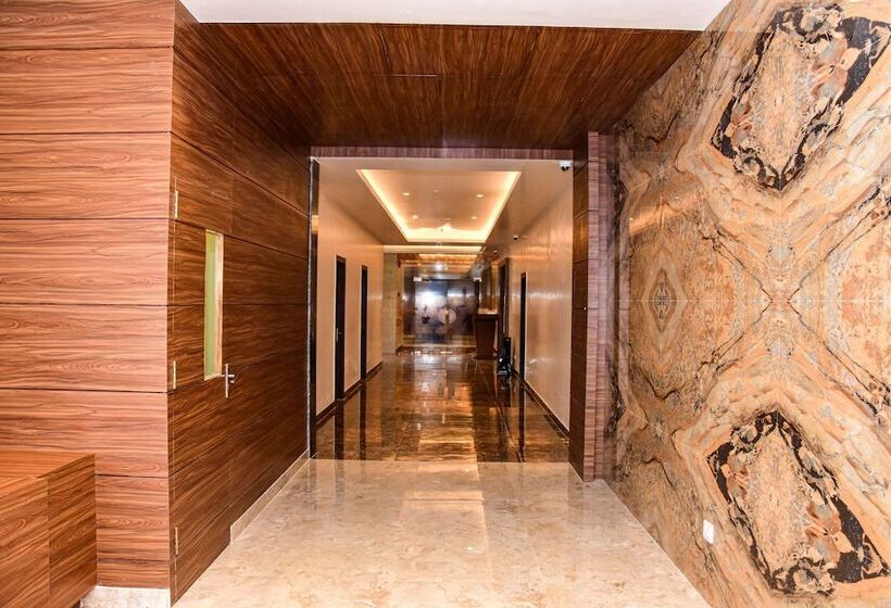 Отель Comfort Inn Lakhimpur