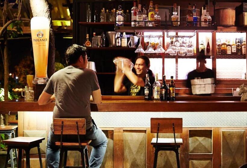 Отель Country Lake View