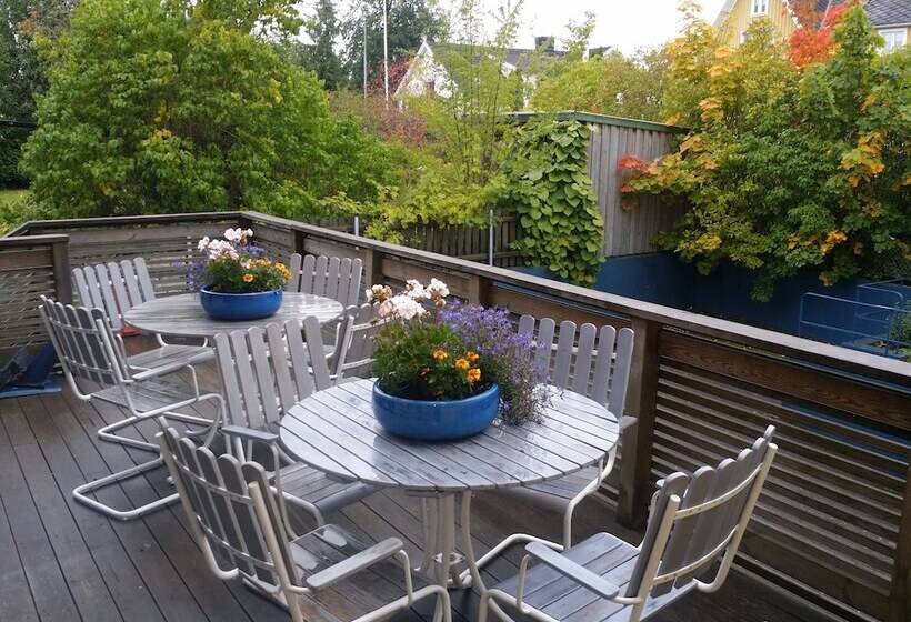 Отель Emanuelssons