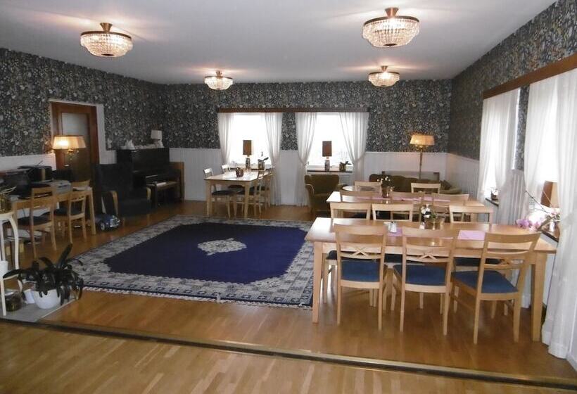 Отель Emanuelssons