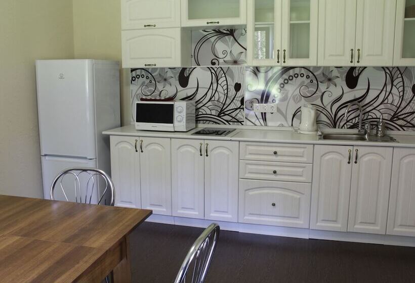 هتل Forest Estate Lesnye Polyany