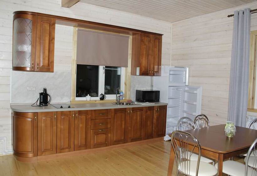 هتل Forest Estate Lesnye Polyany