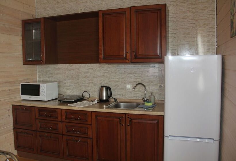 هتل Forest Estate Lesnye Polyany