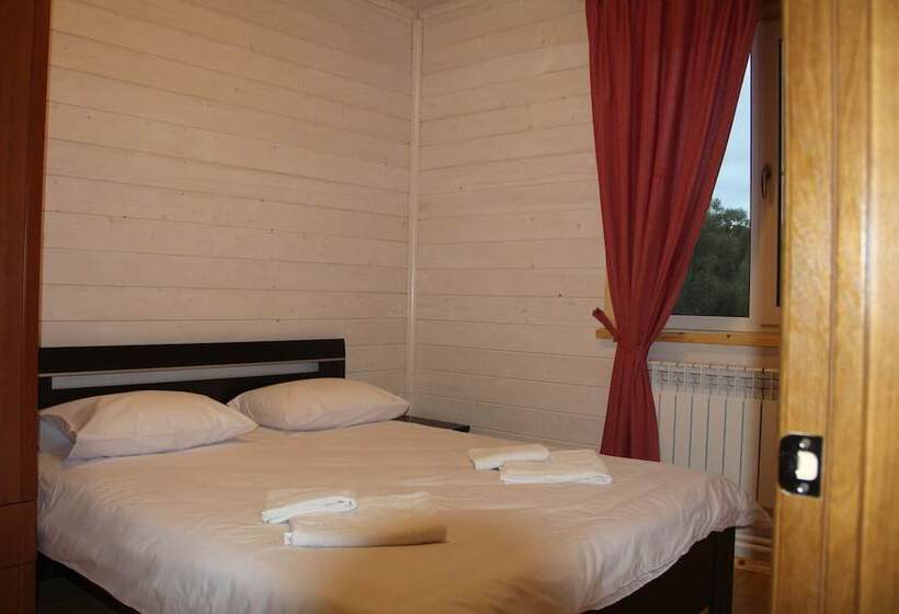 هتل Forest Estate Lesnye Polyany