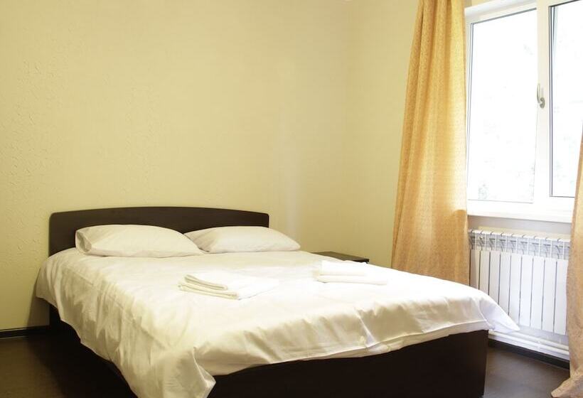 هتل Forest Estate Lesnye Polyany