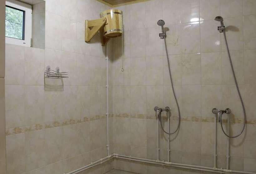 هتل Forest Estate Lesnye Polyany