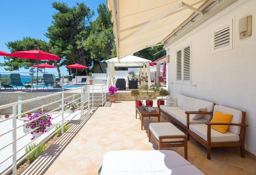 فندق Gem Of The Sea Alenka