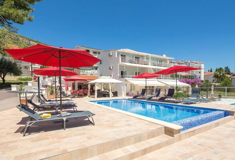 فندق Gem Of The Sea Alenka