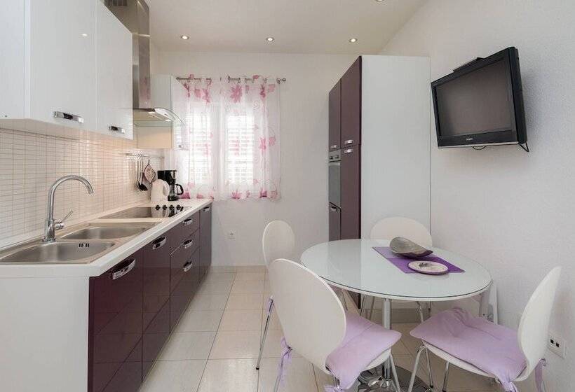 فندق Gem Of The Sea Alenka