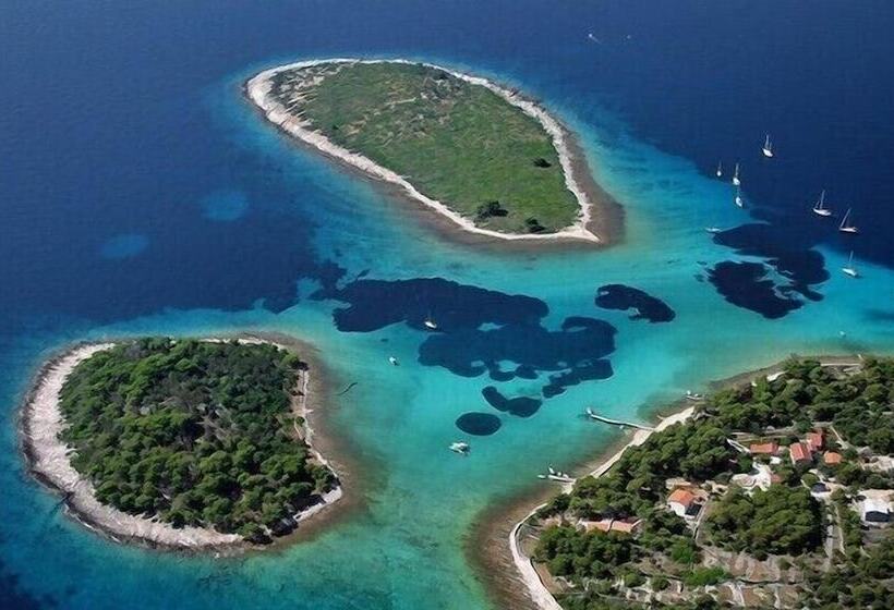 فندق Gem Of The Sea Alenka