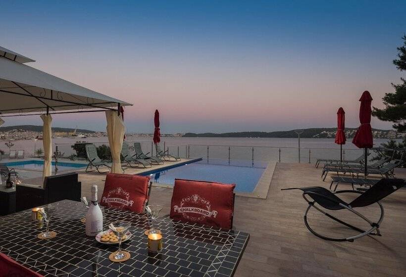 فندق Gem Of The Sea Alenka