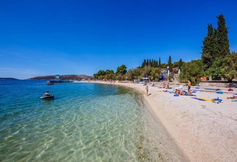 فندق Gem Of The Sea Alenka