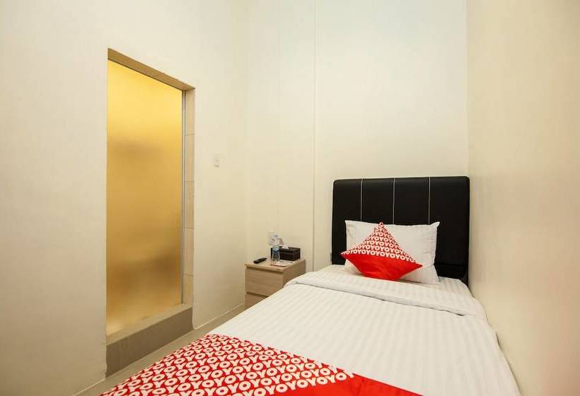 Отель Grand Toba By Oyo Rooms