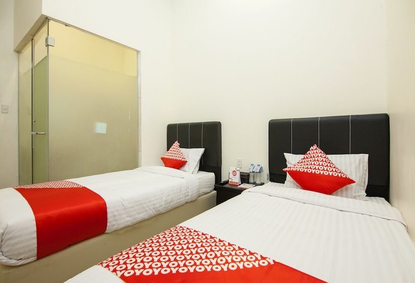 Отель Grand Toba By Oyo Rooms