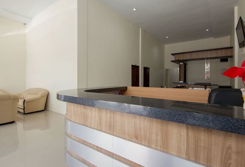 Отель Grand Toba By Oyo Rooms