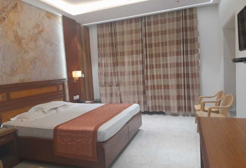 Отель Grand View Resort