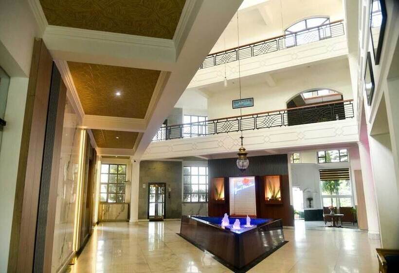 Отель Grand View Resort