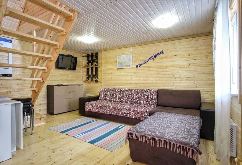 هتل Guest House Cozy Arkhyz