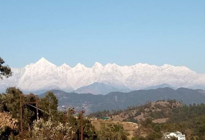 בית מלון כפרי Hardik Resort