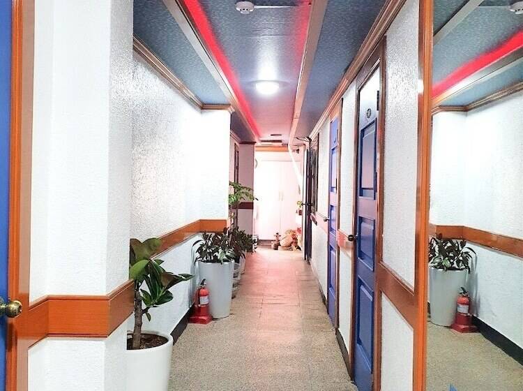 ホテル Healinghouse Peakjang