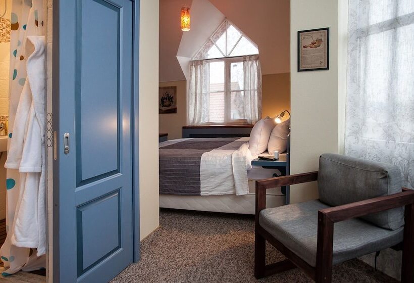 Отель Heuriger Spa