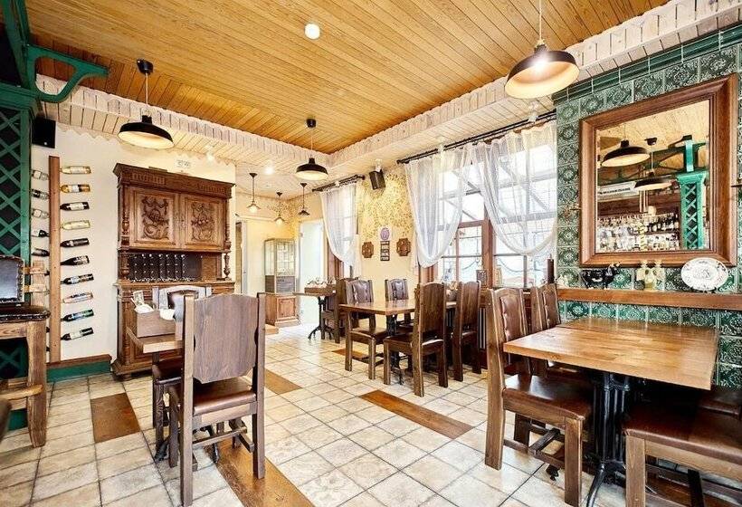 Отель Heuriger Spa