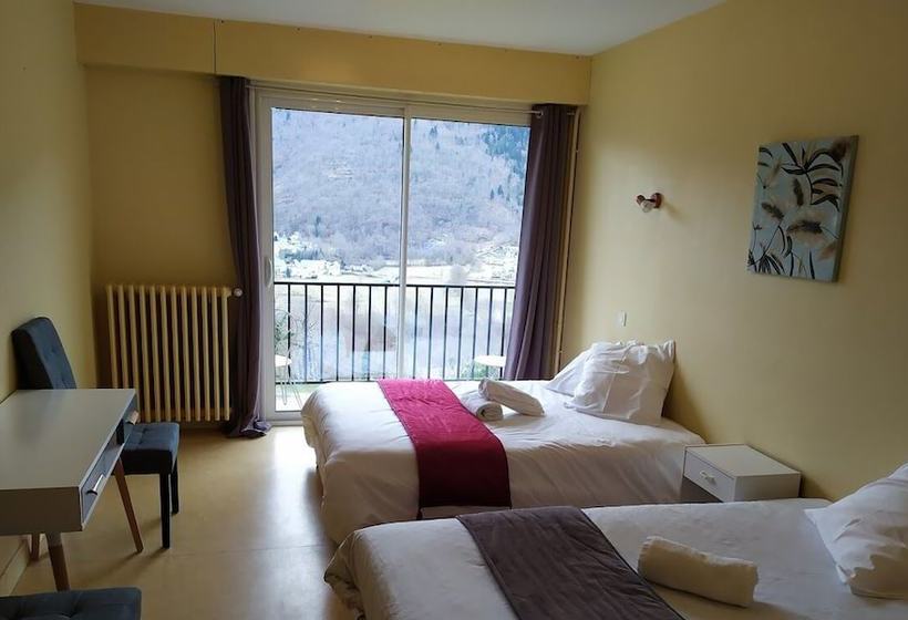 Отель Hôtel Restaurant Les Cimes