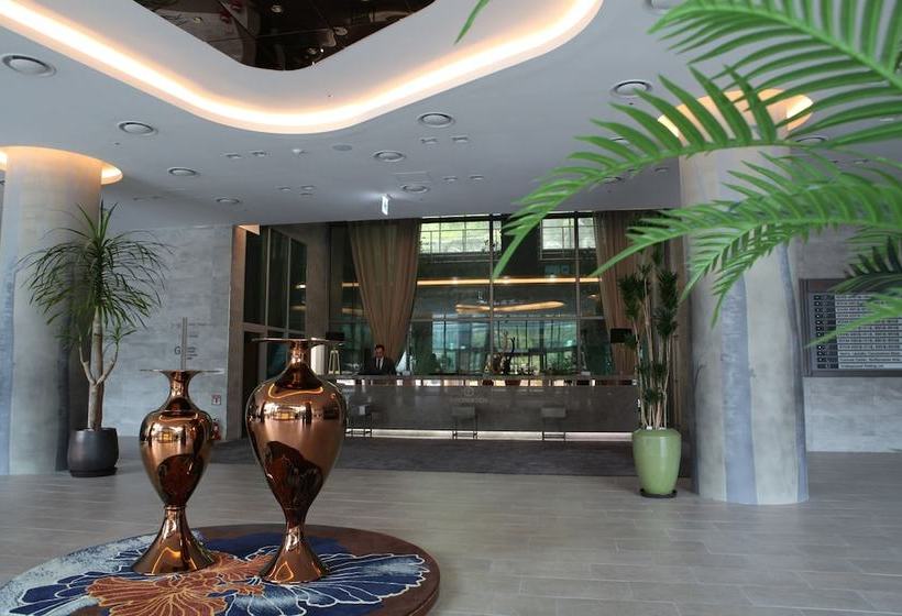 فندق Iwantresort