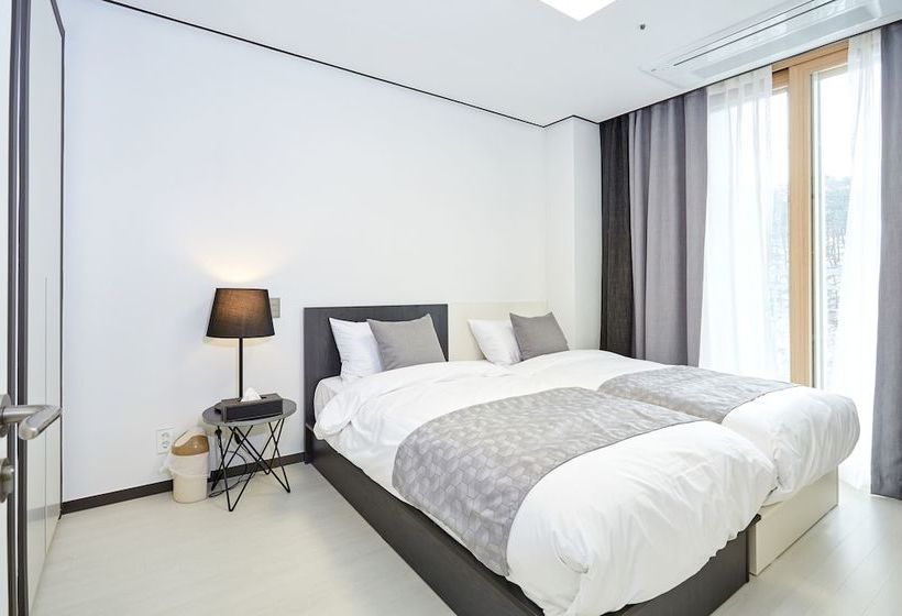 فندق Iwantresort