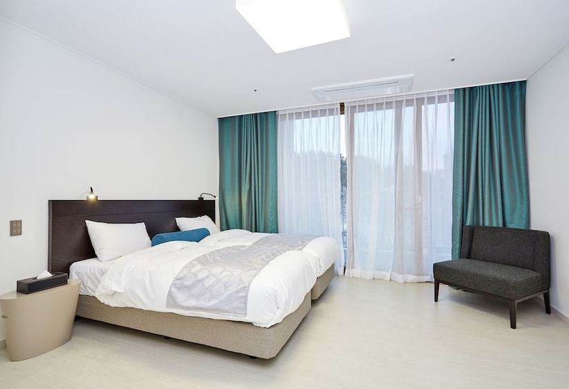 فندق Iwantresort